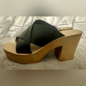 Ana Women’s Black Huey Heeled Sandals NWT Size 9.5